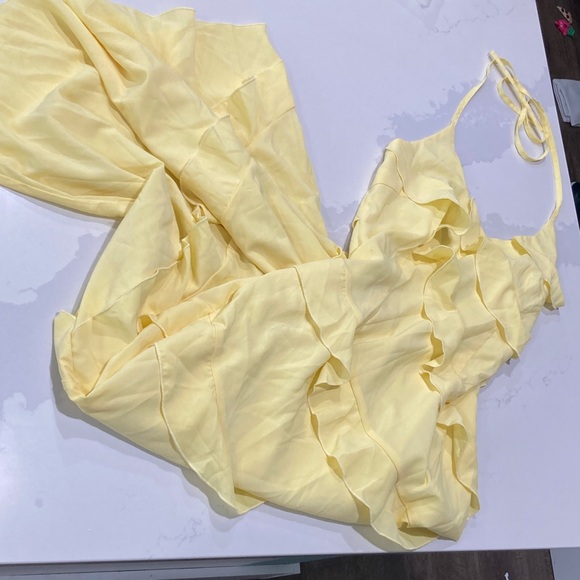 Yellow Ruffled Halter Dress - Picture 3 of 15
